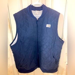 North Face XXL vest, blue, excellent condition